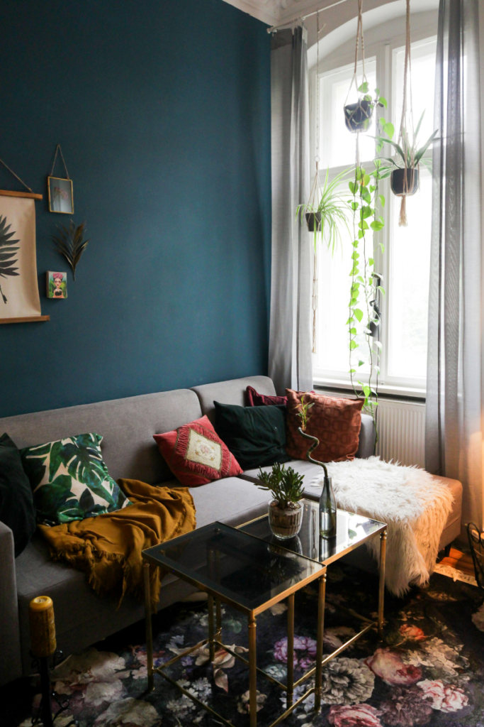 textured accent wall to elevate living room